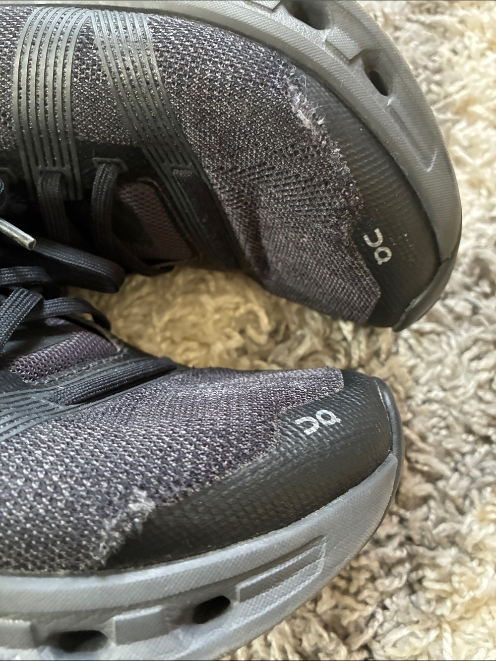On Running Sneakers in Black - Picture 4 of 7
